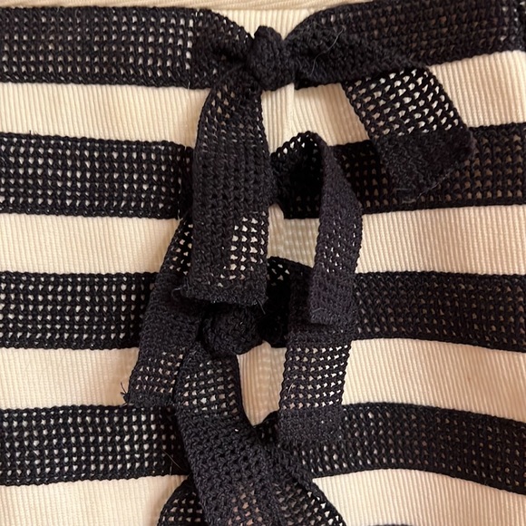 Nanette Lepore Striped Bow Skirt ❤️🌹❤️ - Picture 2 of 8
